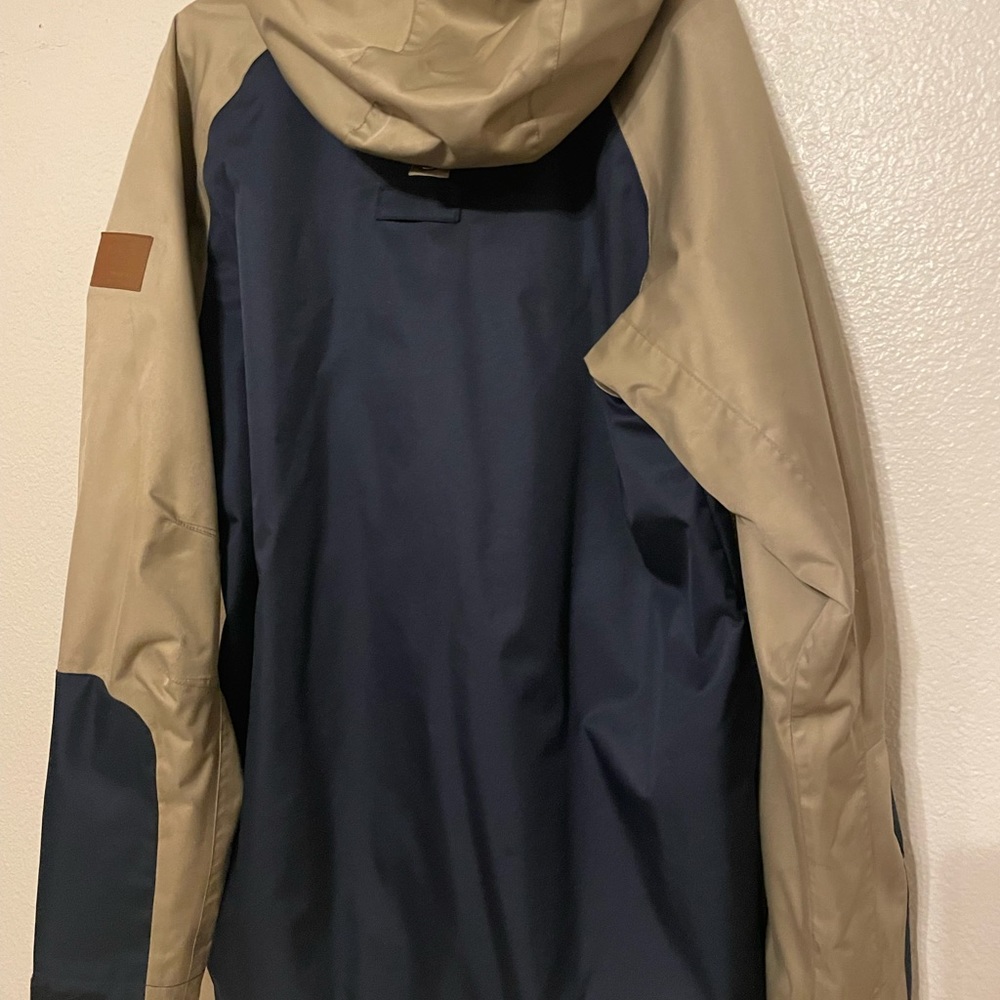 Saga Snow Jacket - Picture 3 of 3